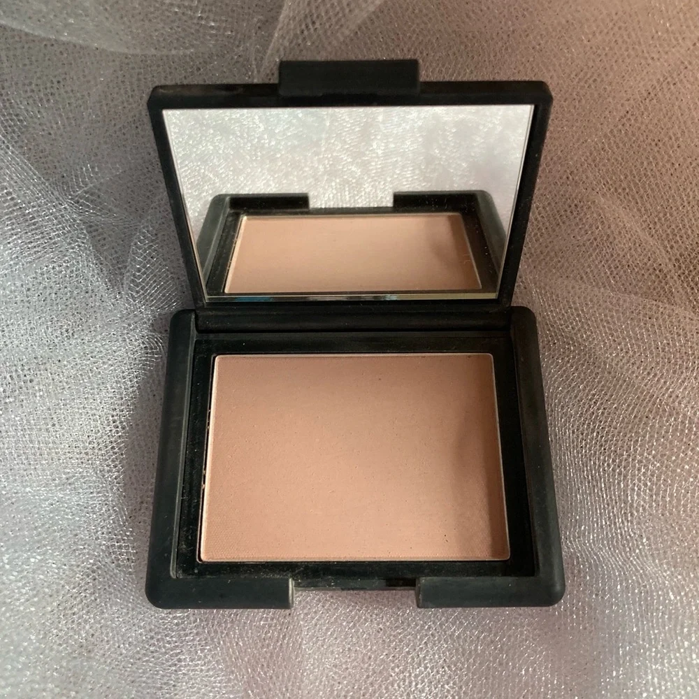 NARS Blush in Behave